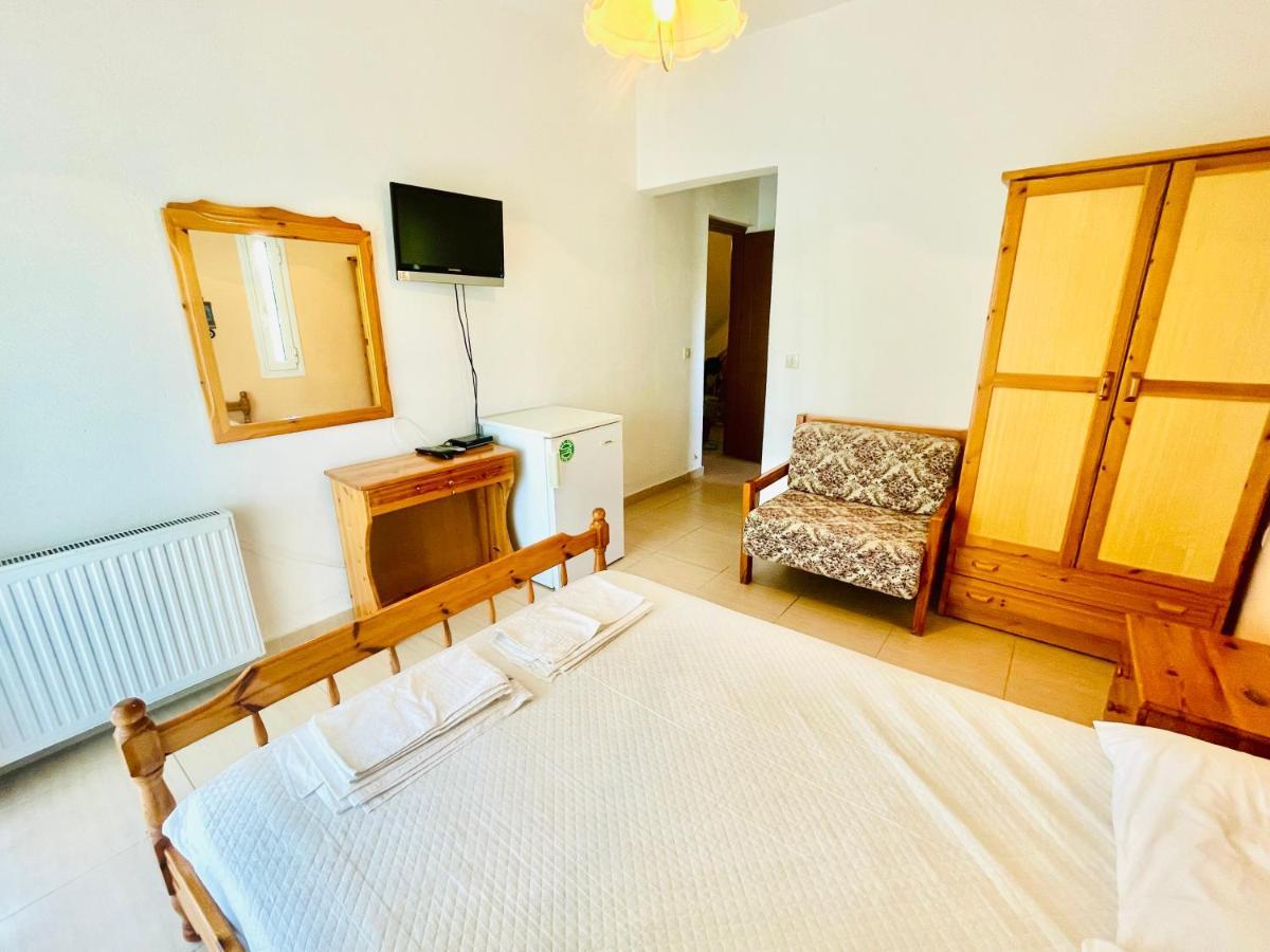 Achinora Potos Hotel Eksteriør billede